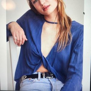 NEW Silence + Noise Strappy Surplice Blouse✨💗